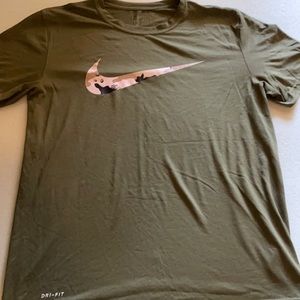 Nike dri fit army swoosh
